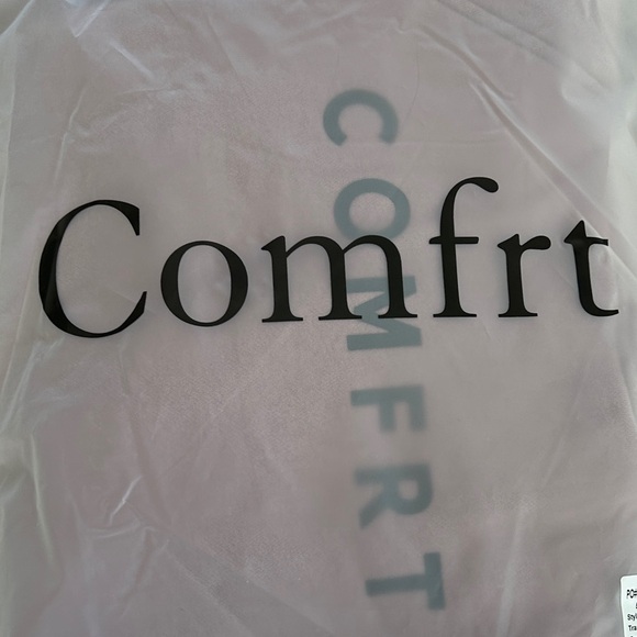 Comfrt Women's Orchid Hoodie - Picture 6 of 7